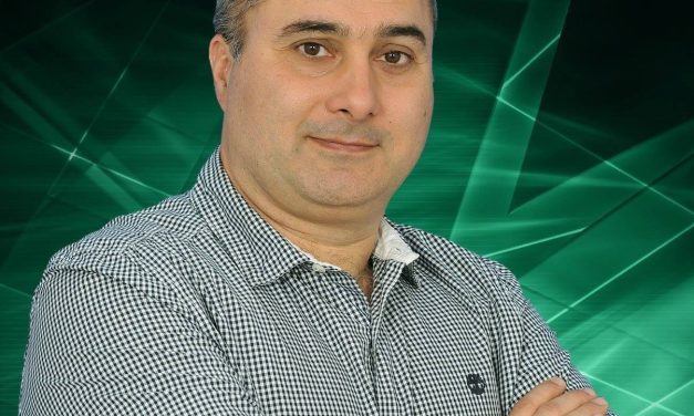 Köpönyegforgatás Somogyban: Csendes Balázs újabb oldalváltása