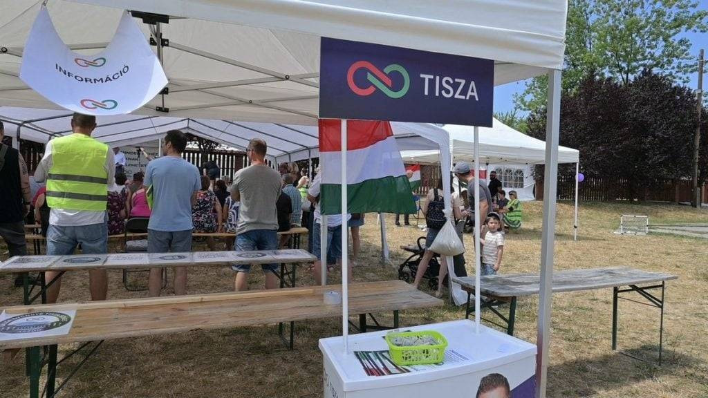 Süllyednek a Tisza Szigetek